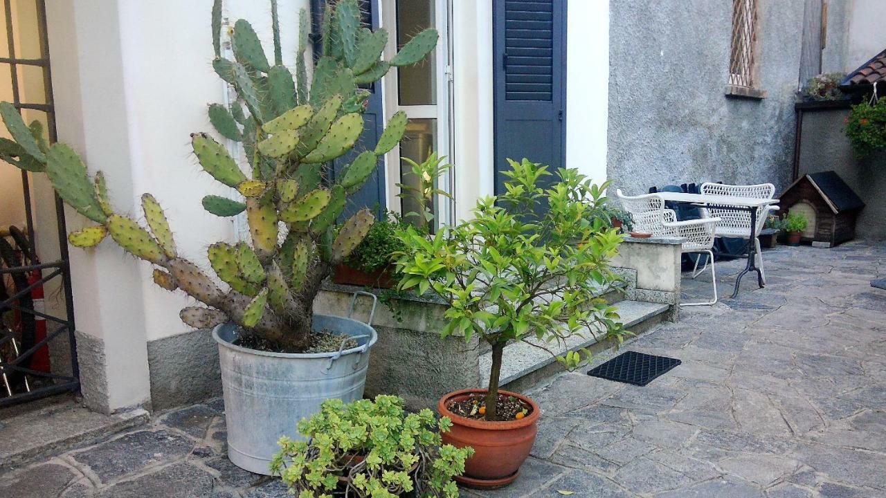 All'Ombra Dei Tassi Mandello del Lario Exterior photo